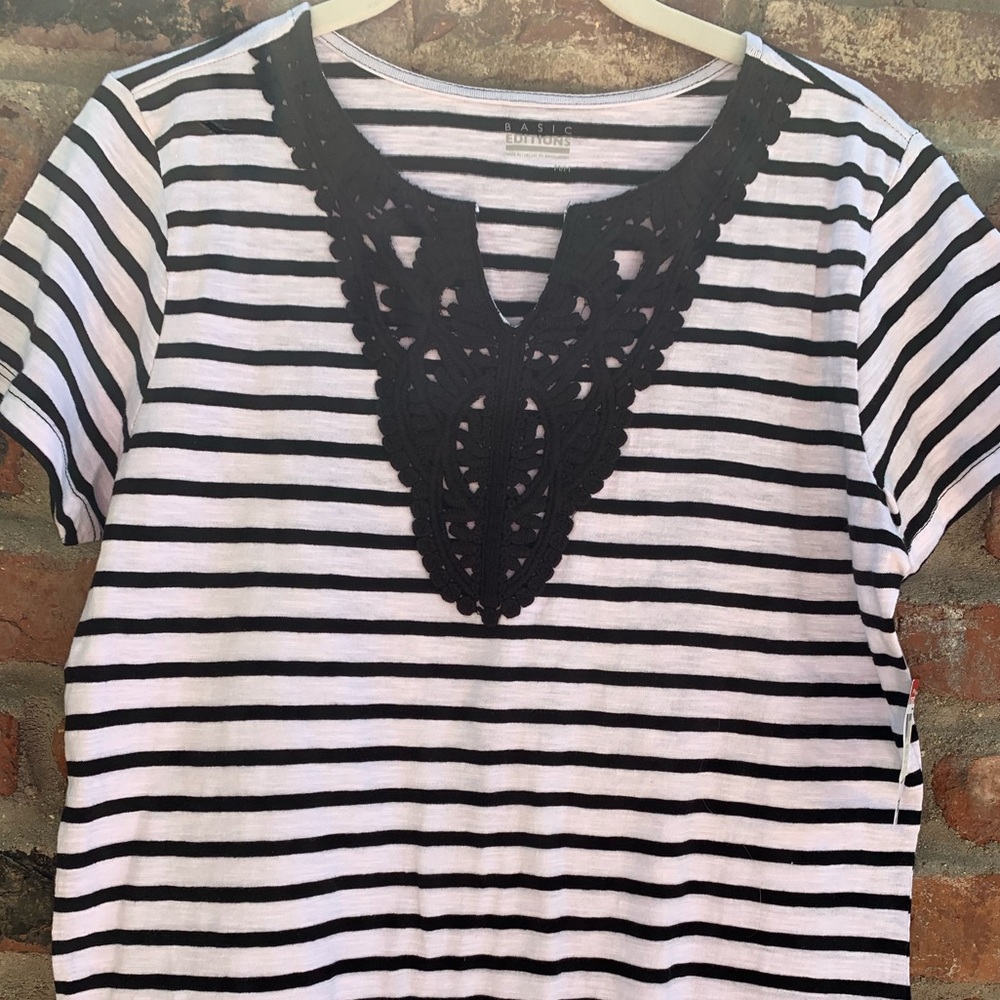 Crochet-neck Striped T-shirt